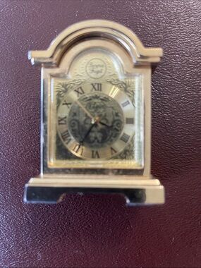 VTG "Elgin" Time Flies "Tempus Fugit" Mini Clock-Battery Quartz